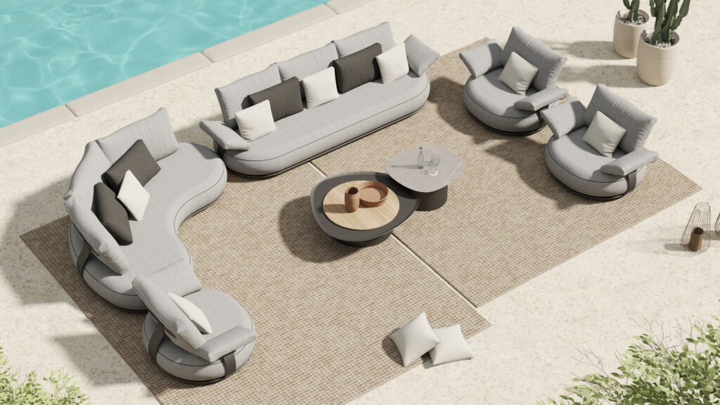 פינות ישיבה בעיצוב יוקרתי סביב בריכה עם ריהוט חוץ מודרני בגוונים בהירים